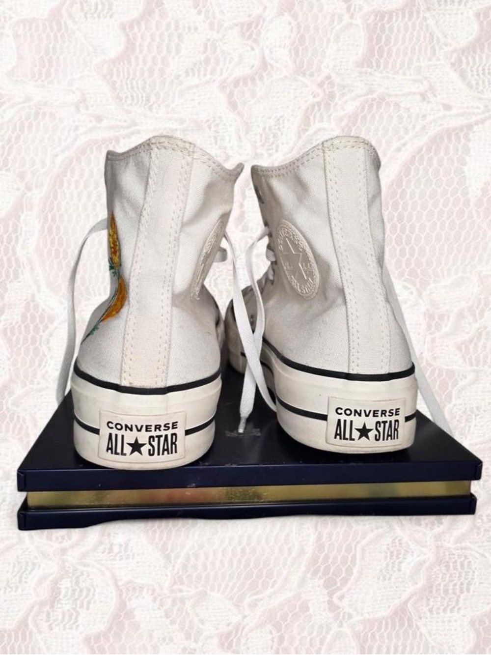 Converse Chuck Taylor Platform Hi White Floral Embroidered W10/M8 - Picture 4 of 9